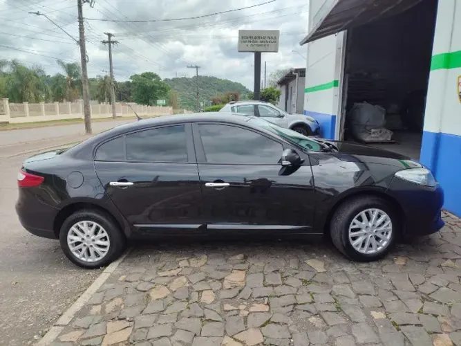 Renault Fluence Sed. Dynamique 2.0 16V Flex Aut. 2015