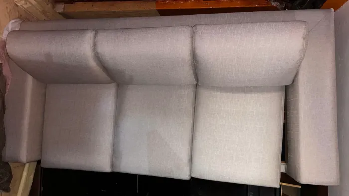 Sofá 3 lugares retrátil RECÉM REFORMADO em linho 2,25m comp x 1,15m larg