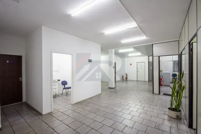 Venda de Comercial / Prédio na cidade de Leme