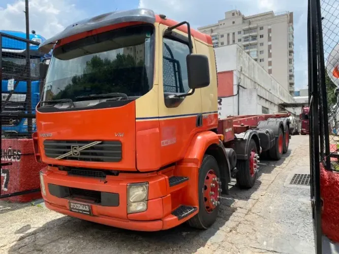 VOLVO VM 260 BITRUCK BUG DE 20 2011
