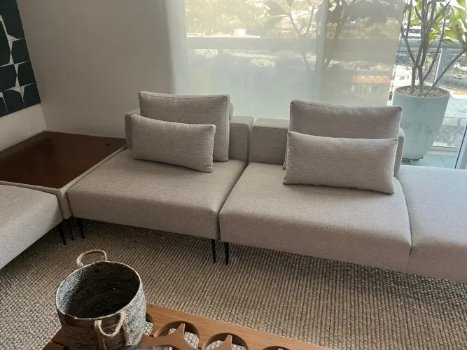 Sofá Modular Cinza Claro 