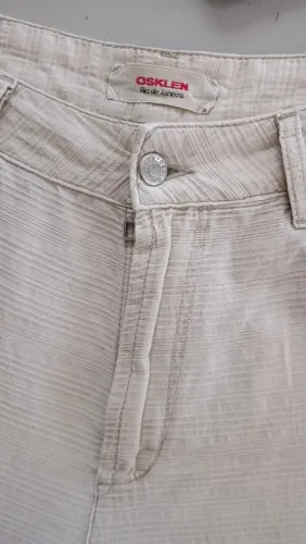 Calça MASCULINA CASUAL BEGE DE ALGODÃO DA MARCA OSKLEN. RIO DE JANEIRO  44 