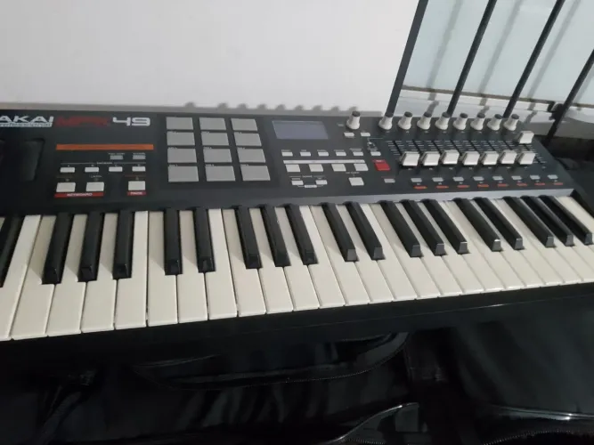 Akai MPC 49 