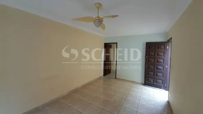 Sobrado com 120m² 3 dormitórios sendo 1 suíte e 2 vagas à venda no Jardim Prudência