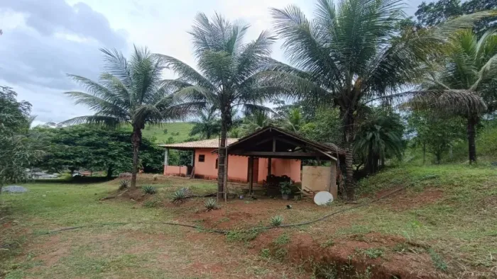 Ótimo sítio venda em São João Nepomuceno MG.