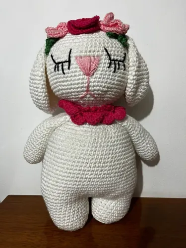 Coelha Branca em Crochê Amigurumi Páscoa Coelhinho Pelúcia