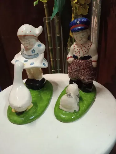 Estatuetas de Porcelana Antigas