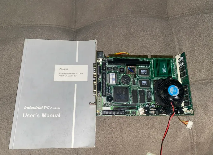 Placa CPU Industrial Half-size PCA-6153 com VGA (Advantech)
