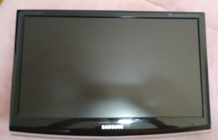Monitor tv Samsung 32? LCD - Modelo LN32D403E1M - Seminova*