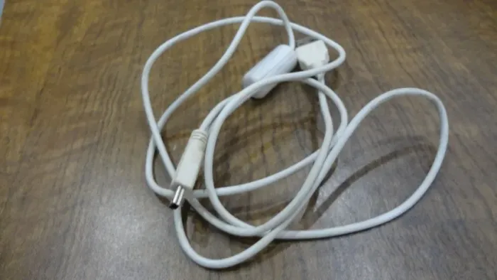 Cabo USB para Mini USB usados e novos, grandes e pequenos