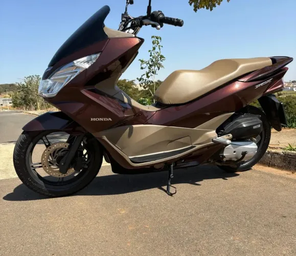 HONDA PCX DLX