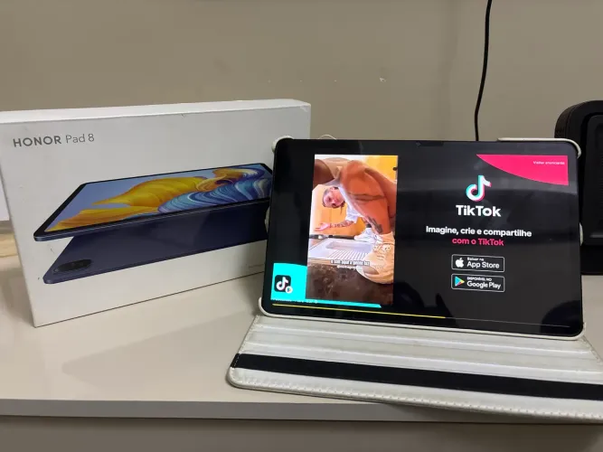 Tablet Honor Pad 8