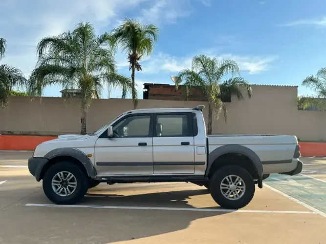 L200 Triton prata, 2008/2008