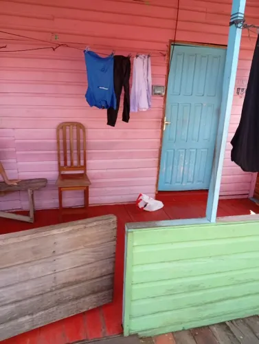 Vende se uma casa 
