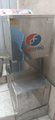 Máquina sorvete e picolé