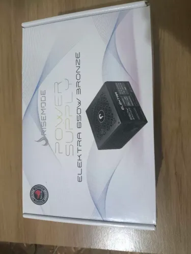 Fonte Gamer Rise Mode Elektra, 650W,<br>Bronze, Full Modular, PFC Ativo, Preto
