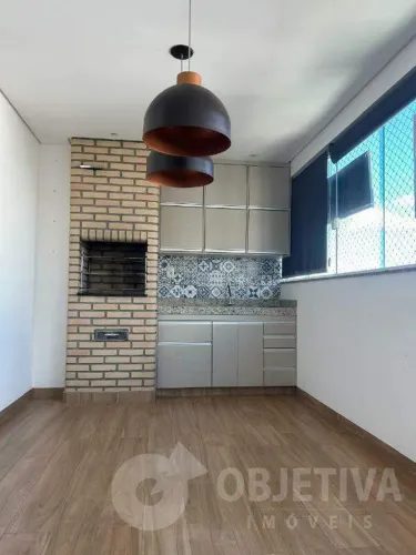 Apartamento à venda, 3 quartos, 1 suíte, 2 vagas, SANTA MONICA - UBERLANDIA/MG