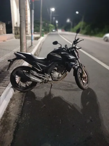Cb 250f