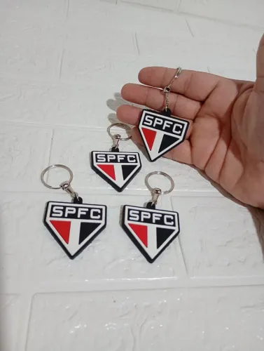 Kit com 4 chaveiros emborrachados do São Paulo FC