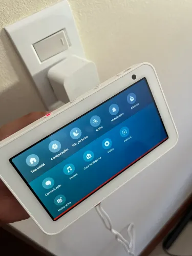 Amazon Echo Show (Alexa com tela) - Novinho