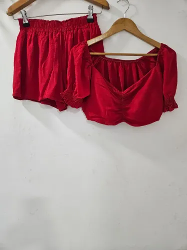 Conjunto cropped