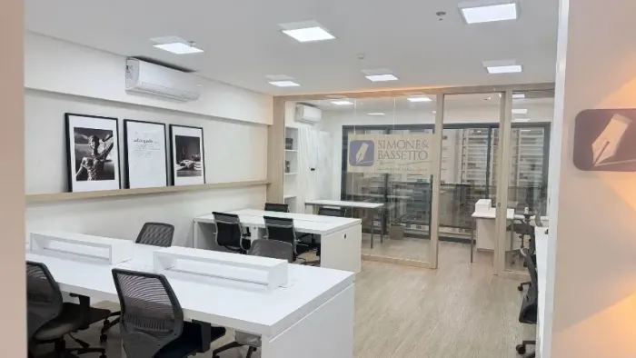 VENDA DE MOBILIÁRIO CORPORATIVO DE ALTO PADRÃO