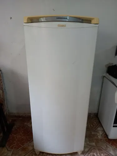 GELADEIRA CONSUL + FOGÃO (para retirada de peças)