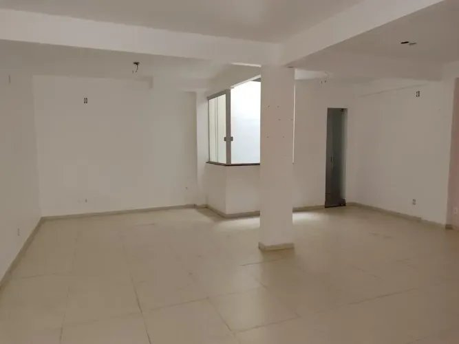 Sala comercial para aluguel possui 40m² - Etapa A - Valparaíso de Goiás - GO