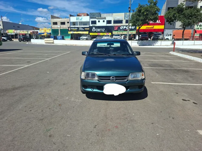 Chevrolet Kadett GL 2.0 MPFI / EFI (álcool) 2022