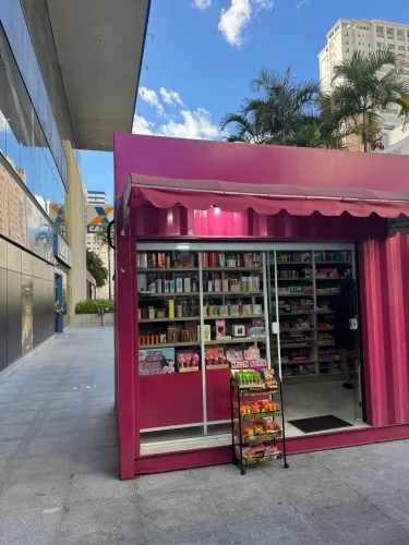 Grande oportunidade de loja no Alto do Bueno 