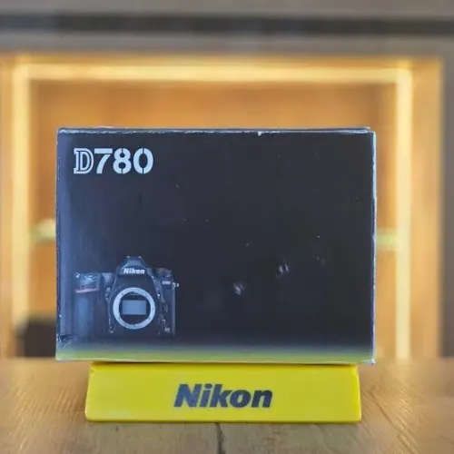 Nikon D780 - Pronta entrega. Em BH. Lacrada!