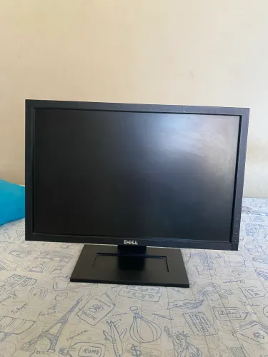Monitor DELL LCD, usado, sem nenhuma avaria, perfeito