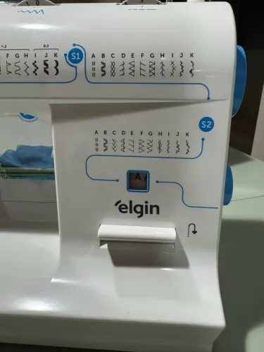 Máquina De Costura Genius Plus Jx-4035 Elgin Cor Branco 220v