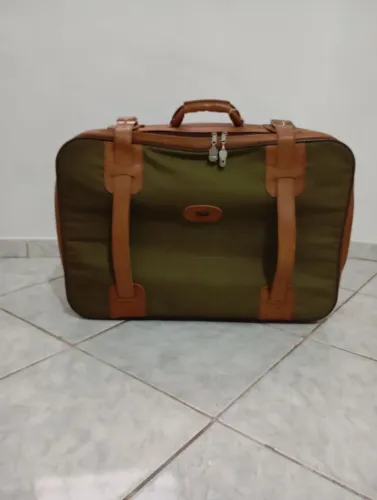 Mala Antiga 