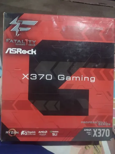 Placa mãe asrock X370 fatalyty
