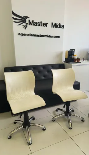 Cadeiras recepção 