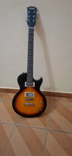 Vendo: Guitarra único Dono