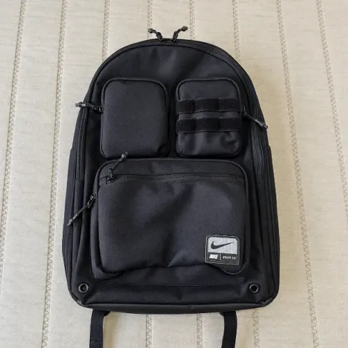 mochila nike utility preta