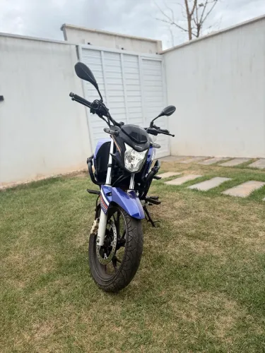 cb twitter 250
