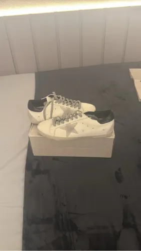 Golden goose