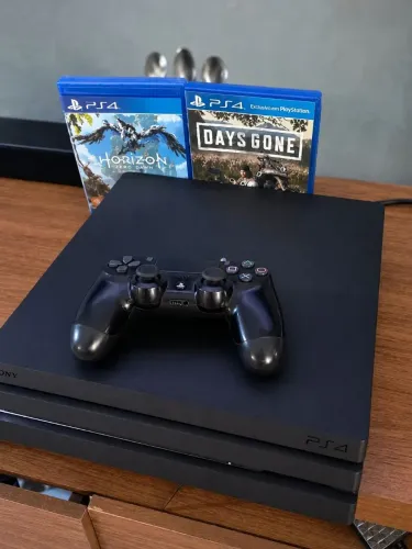 Ps4 pro extremamente novo com jogos