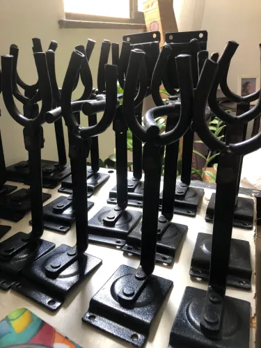 Kit? com 20 suportes para prender Instrumentos de cordas