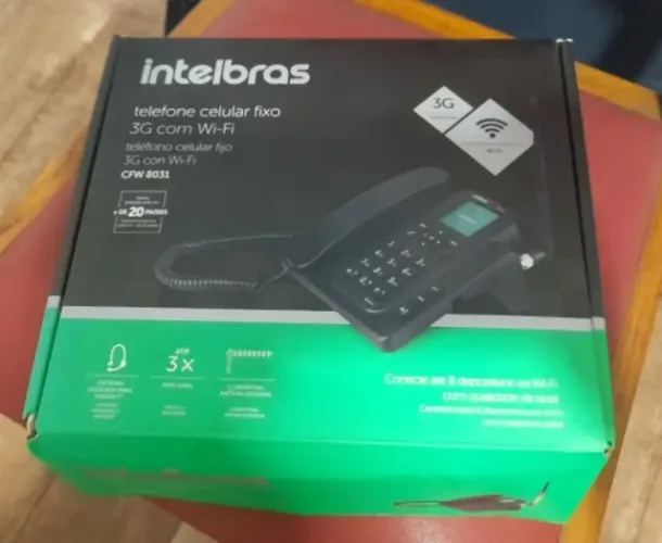 Telefone Celular Fixo de Mesa 3G com Wi-Fi Intelbras CFW 8031, um aparelho projetado para