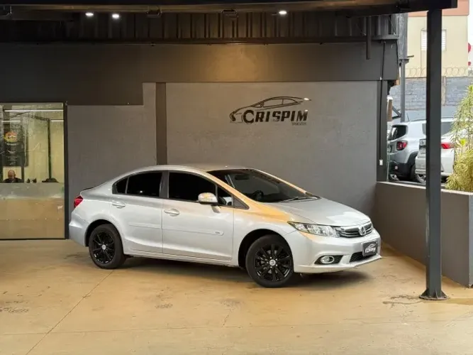 Honda Civic Sedan LXR 2.0 Flexone 16V Aut. 4P 2014