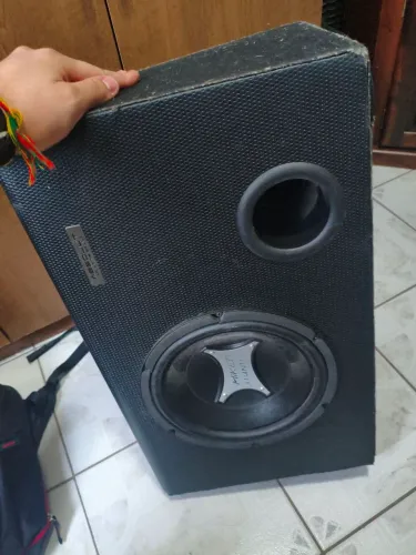 Caixa De Som Automotivo Subwoofer Hiken Hunter 12 Polegadas - Perfeito Estado