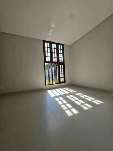 Imóvel para aluguel e venda tem 600 metros quadrados com 4 quartos em Calhau - São Luís -