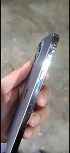 iPhone 12 Pro Max 81% de bateria