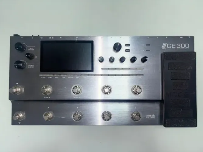 GE300 mooer (caixa e bag)