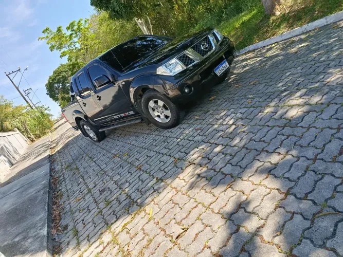 Nissan Frontier Se/se Strik CD 4X2 2.5 TB Dies. 2012