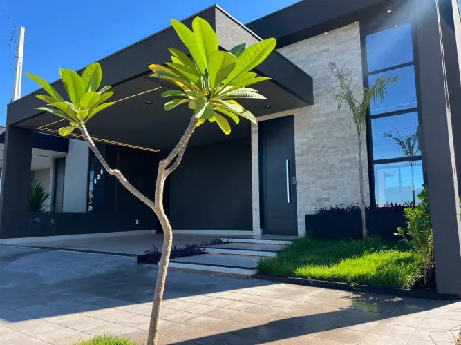 Casa nova - pronta para morar - Condomínio fechado